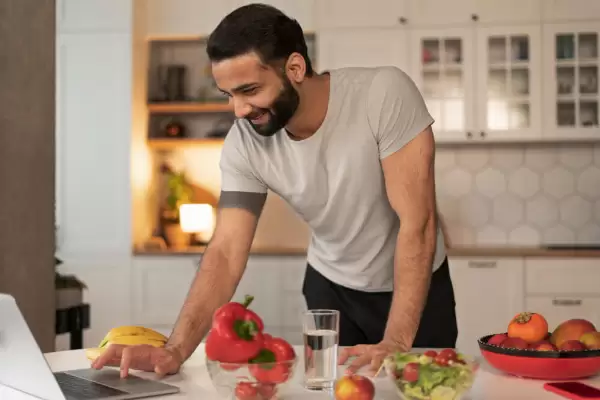 الكيتو دايت أحد الأنظمة الأكثر فاعلية لحرق الدهون، ولكن ماذا عن الكيتو دايت في رمضان هل هو نظام صحي؟، وما هي التعليمات الأساسية للكيتو في شهر رمضان؟.