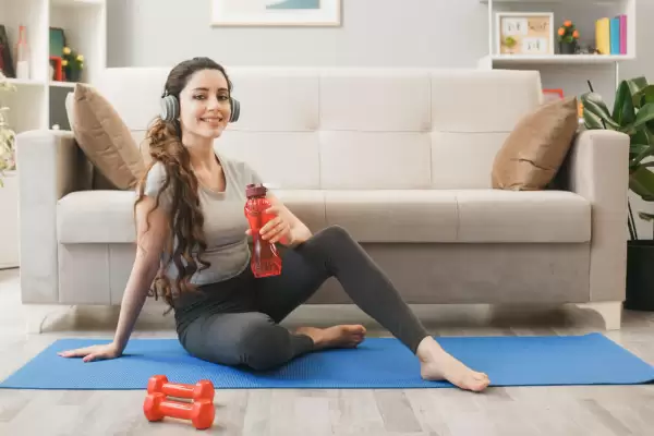 لمن لا يمتلك وقت كافي للذهاب إلى صالة الجيم يمكنك تحقيق نتائج مثاليه من خلال الالتزام ببرنامج سويدي سهل وبسيط ومناسب للمبتدئين في المنزل.